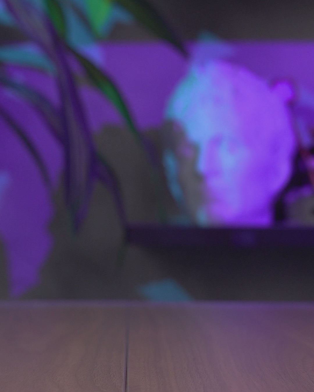 Shady Waving Ghost Figurine